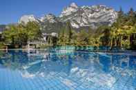 Swimming Pool Du Lac et Du Parc Grand Resort