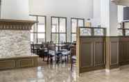 Restaurant 2 Days Inn by Wyndham Barrie