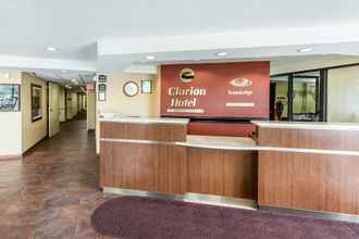 ล็อบบี้ 4 Clarion Hotel Broken Arrow - Tulsa