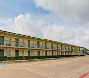 Exterior 3 Econo Lodge Texarkana I-30