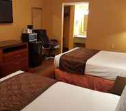 Bilik Tidur 4 Americas Best Value Inn Smithtown Long Island