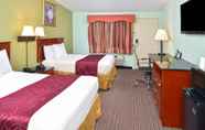 Phòng ngủ 2 Americas Best Value Inn Smithtown Long Island