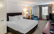 ห้องนอน 4 Quality Hotel & Suites Montreal East