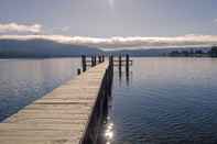 สระว่ายน้ำ Fiordland National Park Lodge