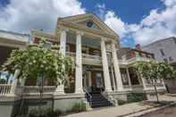 Exterior The Guest House Historic Mansion