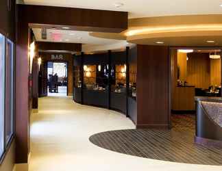 Sảnh chờ 2 DoubleTree by Hilton Cleveland Downtown - Lakeside