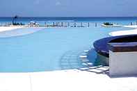 Swimming Pool Grand Park Royal Cancun -  All Inclusive