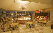 Restaurant 7 Grand Park Royal Cancun -  All Inclusive