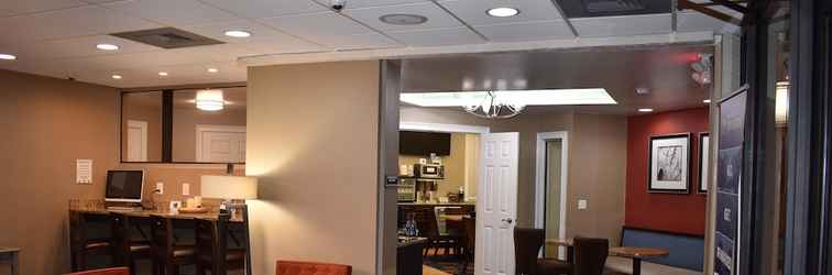 Lobi Best Western Southlake Inn