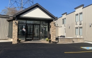 Bangunan 5 Travelodge by Wyndham Miramichi New Brunswick