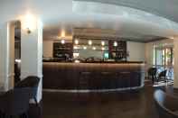 Bar, Cafe and Lounge CKS Sydney Airport Hotel