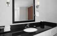 Toilet Kamar 3 Sheraton Fallsview Hotel