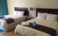 Bedroom 2 Coronado Luxury Club & Suites