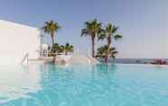 Kolam Renang 4 Mykonos Blu Grecotel Boutique Resort