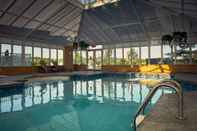 Swimming Pool Auberge West Brome