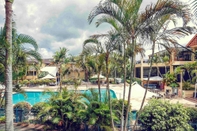 Kolam Renang Mercure Gold Coast Resort