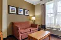 Common Space Comfort Suites Hanes Mall