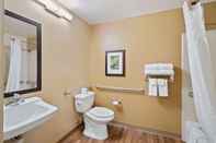 Toilet Kamar Extended Stay America Suites Washington DC Falls Church