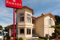 Exterior Ramada by Wyndham SeaTac Airport North