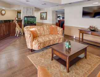 Lobby 2 SureStay Plus Hotel by Best Western Asheboro