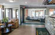 Lobby 4 Quality Inn Grand Rapids South-Byron Center