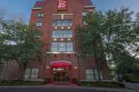 Bên ngoài Red Roof Inn PLUS+ Columbus Downtown-Convention Center