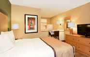 Bedroom 5 Extended Stay America Suites Boca Raton Commerce