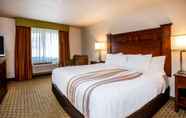 Bedroom 4 La Quinta Inn & Suites by Wyndham Grants Pass