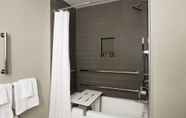 In-room Bathroom 6 Fort Lauderdale Marriott Coral Springs Hotel & Convention Center