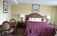 Kamar Tidur 7 Rodeway Inn & Suites