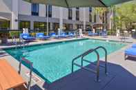 Swimming Pool Hampton Inn Daytona/Ormond Beach
