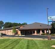 Exterior 4 American Inn and Suites Ionia