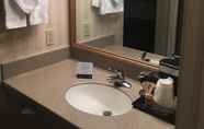 In-room Bathroom 6 Clarion Suites Downtown Anchorage