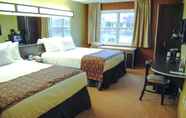 Bedroom 7 Microtel Inn By Wyndham Mineral Wells/Parkersburg