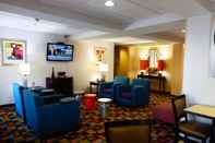 Lobby Baymont Inn & Suites Calhoun