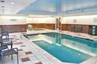 Swimming Pool Fairfield Inn and Suites by Marriott Denver Aurora/ Medical Center