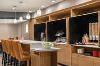 Bar, Cafe and Lounge TownePlace Suites by Marriott Denver West/Federal Center