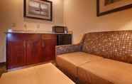 Khu vực công cộng 7 SureStay Plus Hotel by Best Western Roanoke Rapids I-95