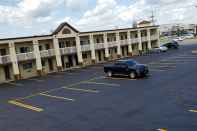 Ruang Umum Days Inn by Wyndham Tonawanda/Buffalo