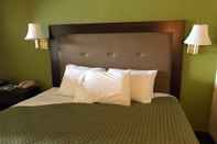 Bedroom Americas Best Value Inn & Suites Warsaw