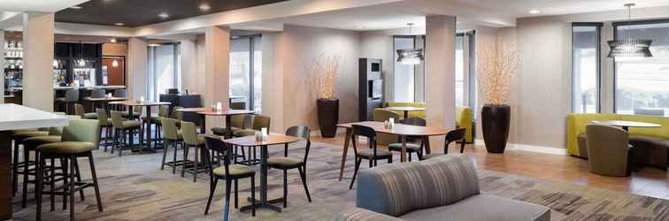 Lobi Courtyard by Marriott Princeton