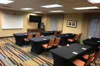 Ruangan Fungsional Fairfield Inn & Suites by Marriott Lake Oswego