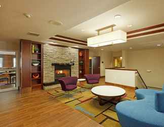 Lobi 2 Fairfield Inn & Suites by Marriott Lake Oswego