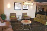 Lobby La Quinta Inn & Suites by Wyndham Henderson-Northeast Denver