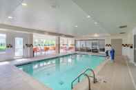 Swimming Pool Hilton Garden Inn Louisville East