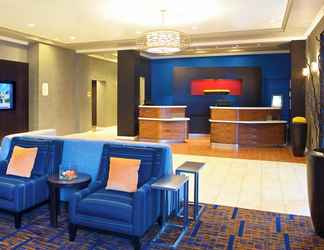 Lobby 2 Courtyard by Marriott Boston Billerica/Bedford