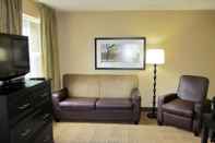 Common Space Extended Stay America Suites Greensboro Airport