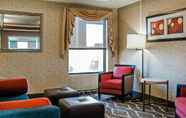 Ruang Umum 3 Quality Inn & Suites near St. Louis and I-255