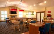 Restaurant 7 TownePlace Suites by Marriott Seattle Everett/Mukilteo