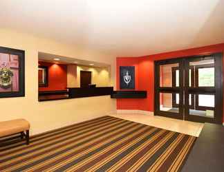 Lobi 2 Red Roof Inn Southfield